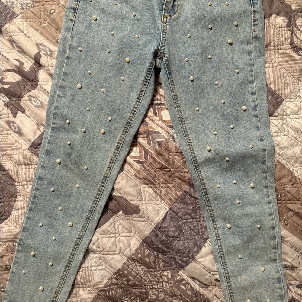 🌸3/$30🌸 Women's Light Blue Pearl Embellished Jeans